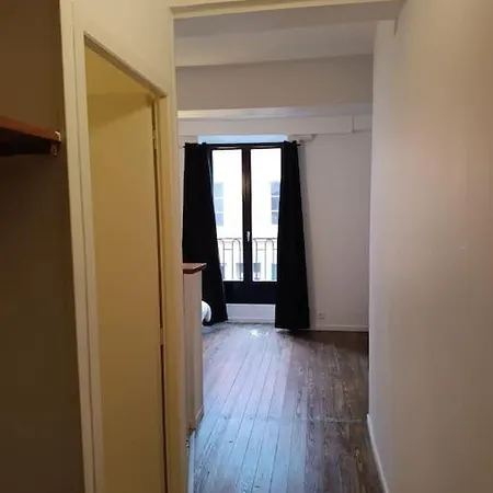 Appartement La Garconniere De Gege à Tournus Extérieur photo